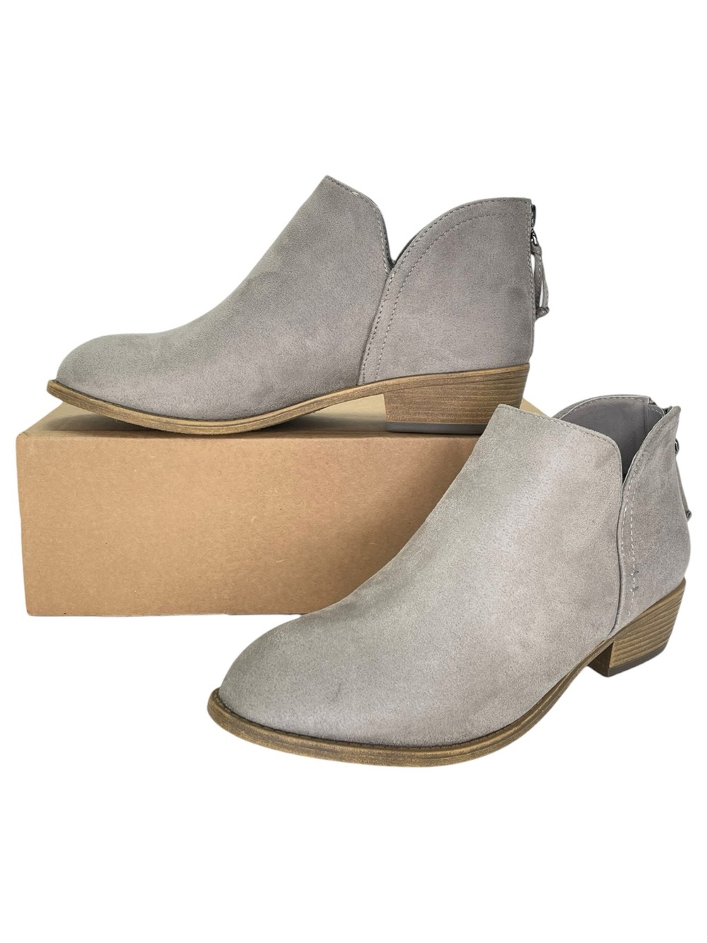 Journee Collection Livvy Grey Microsuede Womens  Shooties Size 10M